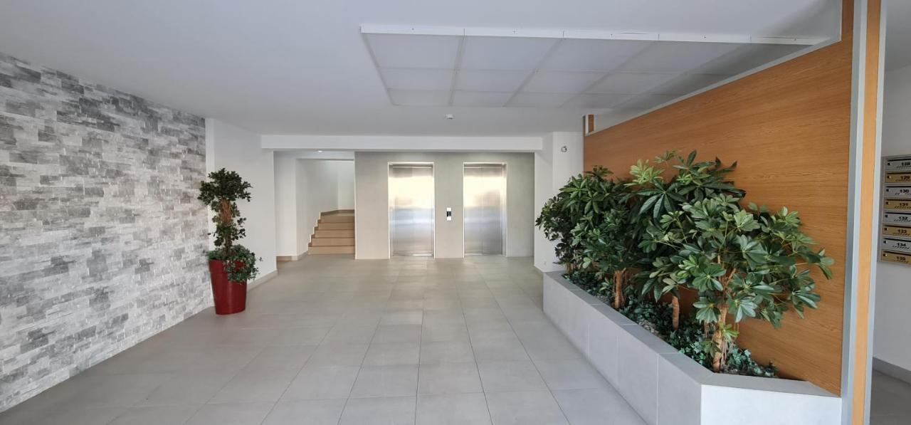בוקרשט Studio Spatios,Intim+ Loc Parcare Propriu,Vedere Panoramica,Utilat De Lux מראה חיצוני תמונה