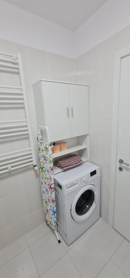 בוקרשט Studio Spatios,Intim+ Loc Parcare Propriu,Vedere Panoramica,Utilat De Lux מראה חיצוני תמונה
